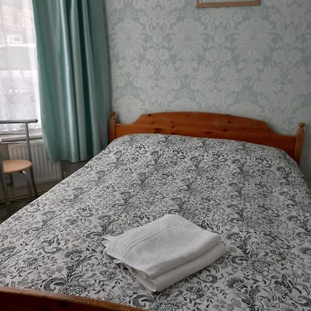 Mari London Holiday Room Ілфорд Екстер'єр фото